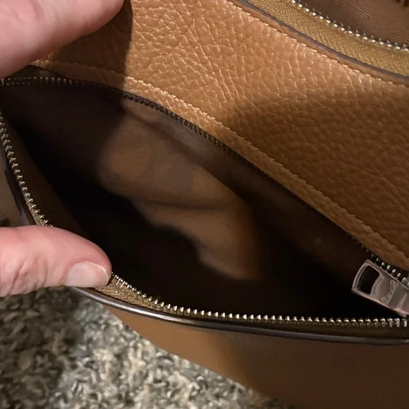 Coach Brown Leather Shoulder Bag - Picture 4 of 8